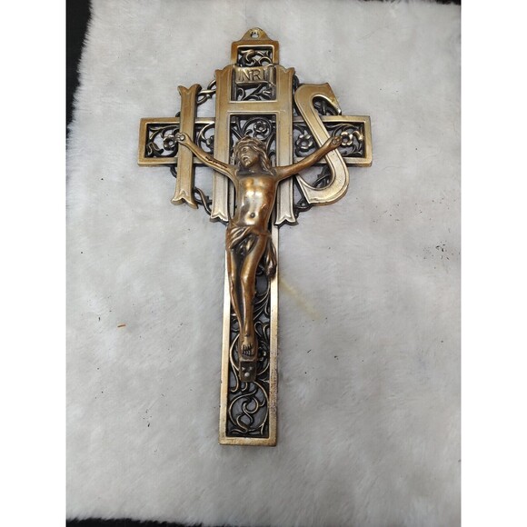 Crucifix Cross Wall Hanging Filagree Brass Goldtone Metal Jesus INRI Solid - Picture 7 of 9